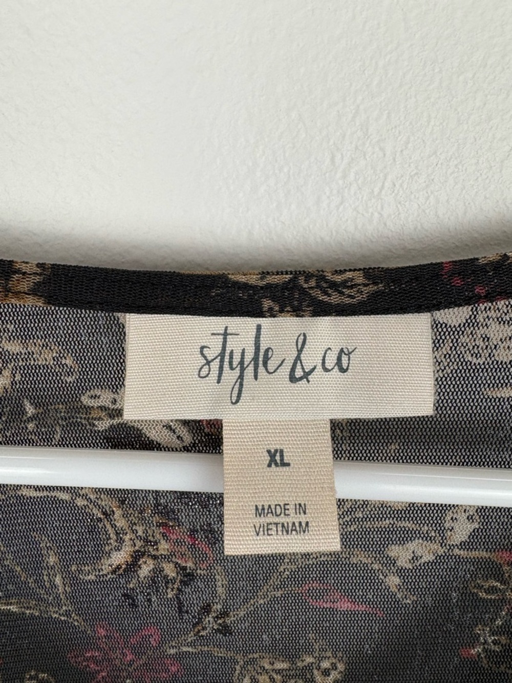 Style & Co. Fairycore Black Floral Blouse Gold Accents XL 90s Whimsy - Picture 2 of 10